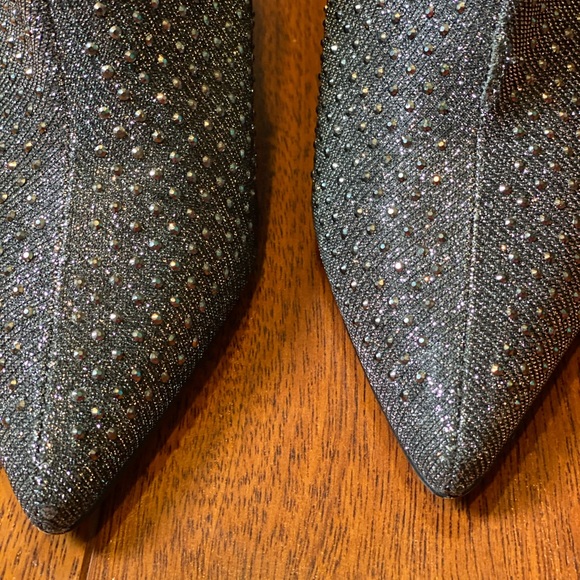 Steve Madden Wifey Ankle Booties - Picture 4 of 6